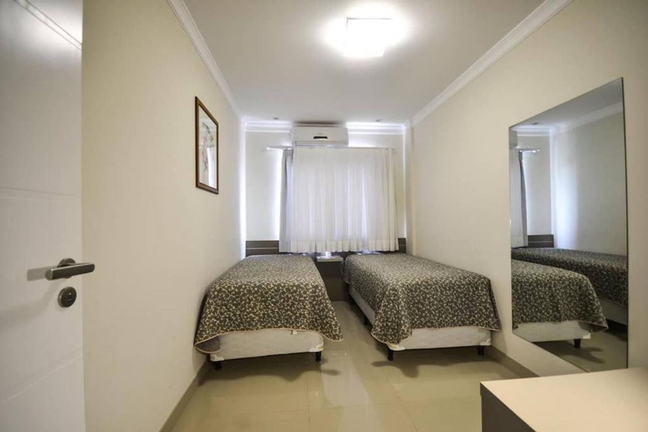 Apartamento Residencial Baía Dos Golfinhos Bombinhas